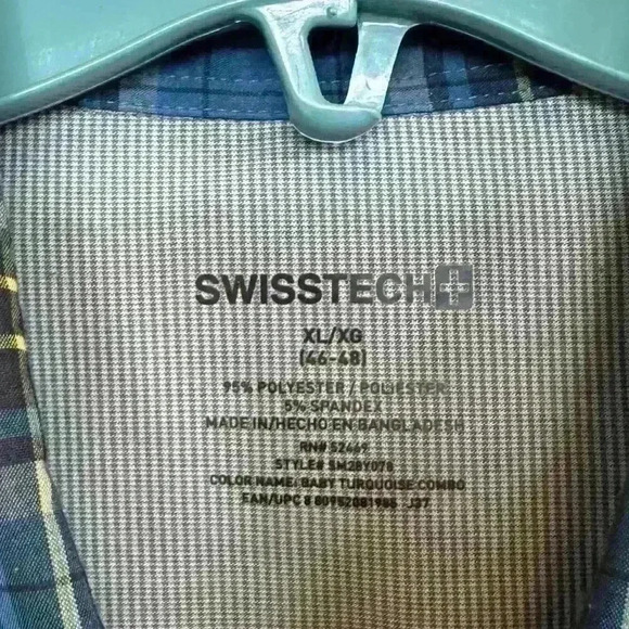 EUC Men's Swiss Tech Button-Down Long Sleeve Shirt Size XL Lightweight - Picture 2 of 10